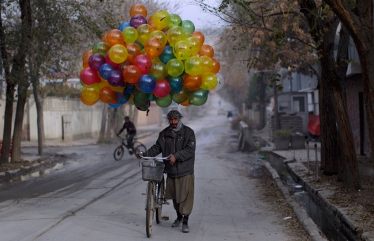balloon sellers afghan 4