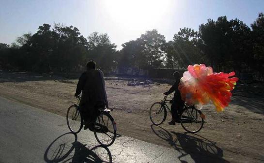 balloon sellers afghan 8